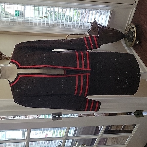 Tara Ryan Dresses & Skirts - Tara Ryan brown black red textured skirt set red grosgrain ribbon trim 10 EUC